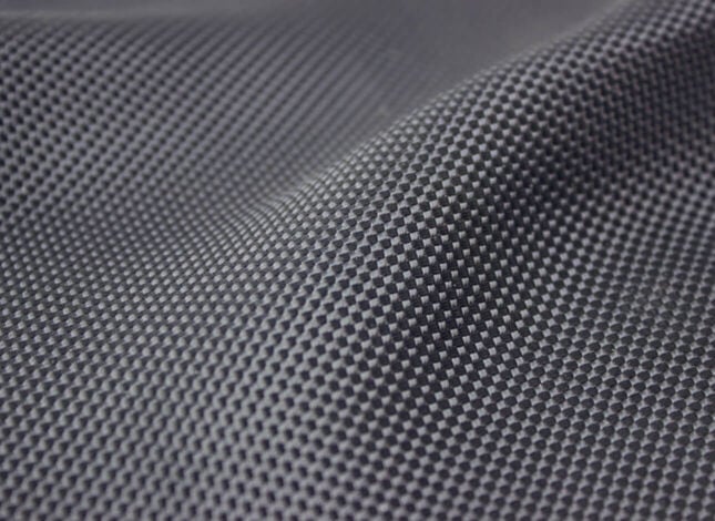Slitstark material