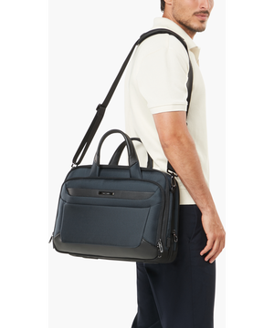 Pro-DLX 6 Datorväska – Porfölj 15.6" 30.5 x 42 x 15/21 cm | 1.4 kg Pro-DLX 6 Datorväska – Porfölj 15.6" 30.5 x 42 x 15/21 cm | 1.4 kg