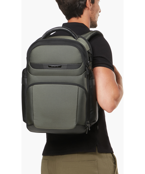 Pro-DLX 6 Ryggsäck 15.6" 45 x 35 x 20 cm | 1.3 kg