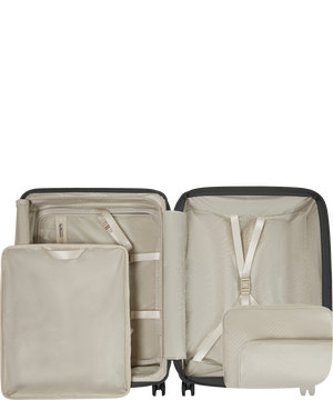 Paralux Expanderbar resväska med 4 hjul 67cm 67 x 47 x 30/33 cm | 3.5 kg