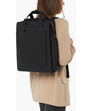 Essentis Ryggs&auml;ck 14.1" 39 x 30 x 15 cm | 1 kg