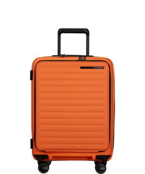 Restackd Expanderbar resväska med 4 hjul 55cm 55 x 40 x 23/26 cm | 3.1 kg Restackd Expanderbar resväska med 4 hjul 55cm 55 x 40 x 23/26 cm | 3.1 kg