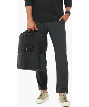 Biz2go Ryggs&auml;ck 15.6" 44 x 33 x 19.5 cm | 1.2 kg