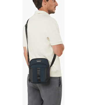Urban-Eye Axelremsväska M 24 x 19 x 9 cm | 0.4 kg