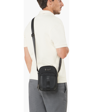 Urban-Eye Axelremsv&auml;ska S 22 x 15 x 8 cm | 0.3 kg