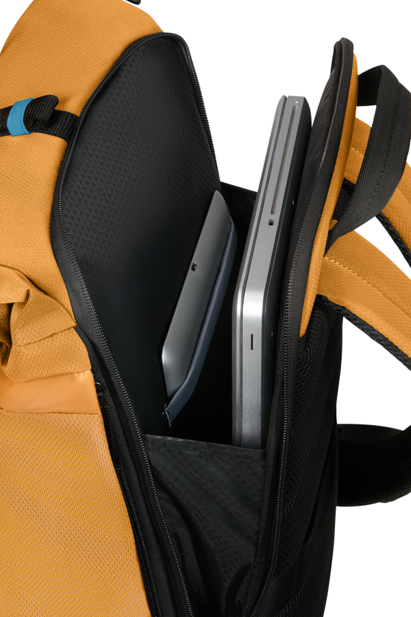 Moderny Ryggs&auml;ck 15.6"