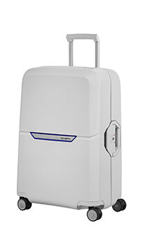 Magnum Resv&auml;ska med 4 hjul 69cm 82 L | 69 x 48 x 30 cm | 3.8 kg