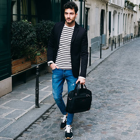 mysamsonite Set your goals with Pro-DLX 5. @jeremy.caira